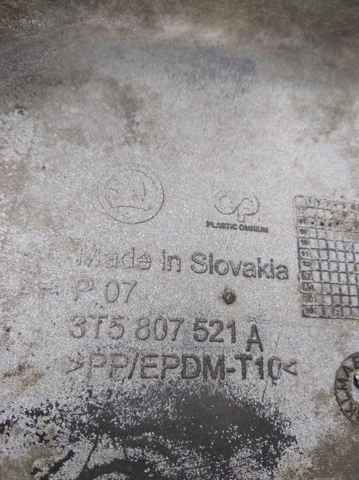 Тюнінг заднього бампера 3T5807521A VAG