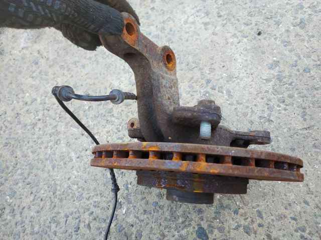 Цапфа поворотного кулака 400147163R RENAULT