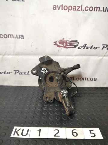 Кулак поворотний передній лівий 400150083R RENAULT
