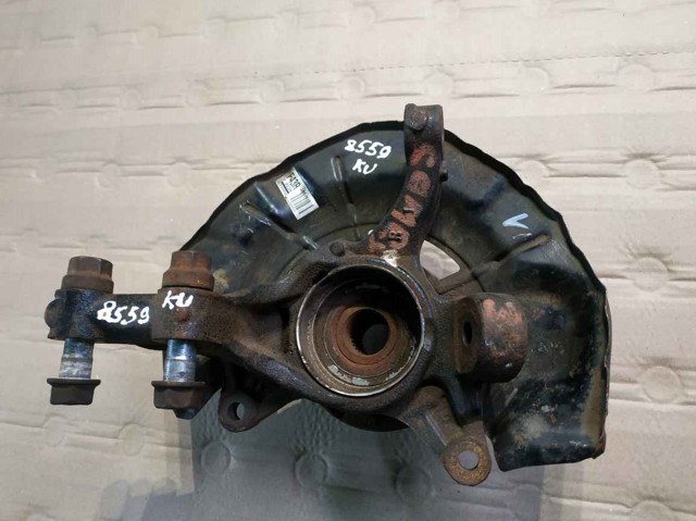 Цапфа поворотного кулака 4321142080 TOYOTA