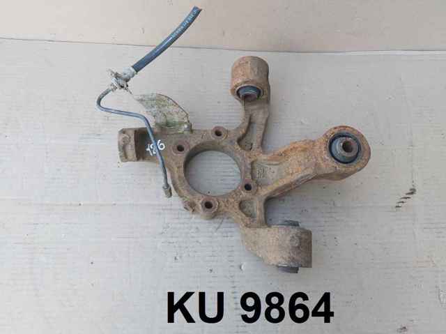 Цапфа поворотна ліва 4615065J00 SUZUKI