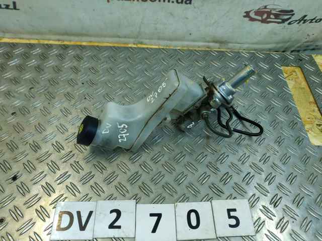 Циліндр гальмівний, головний 472010T020 TOYOTA