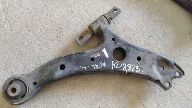 Поперечний важіль 4806933070 TOYOTA