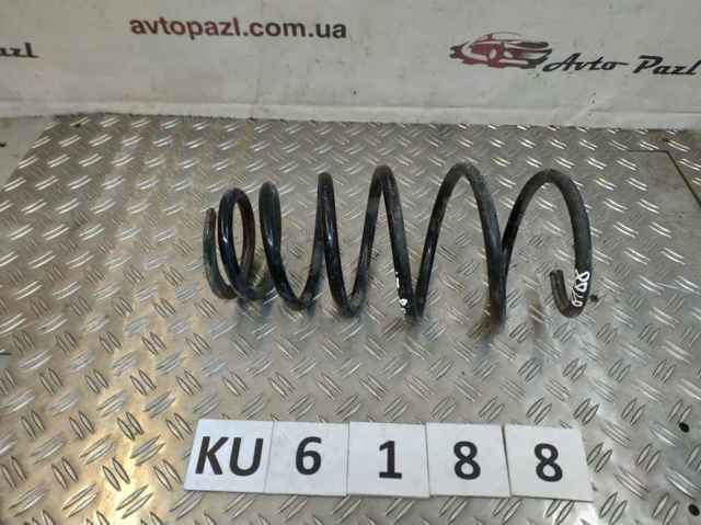 Пружина підвіски задня 4823133660 TOYOTA