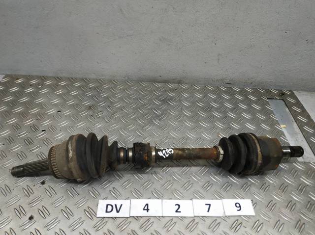 Привід лівий 4950017050 HYUNDAI