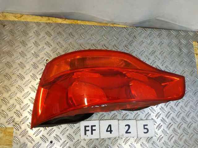 Задній правий стоп 4L0945094 VAG