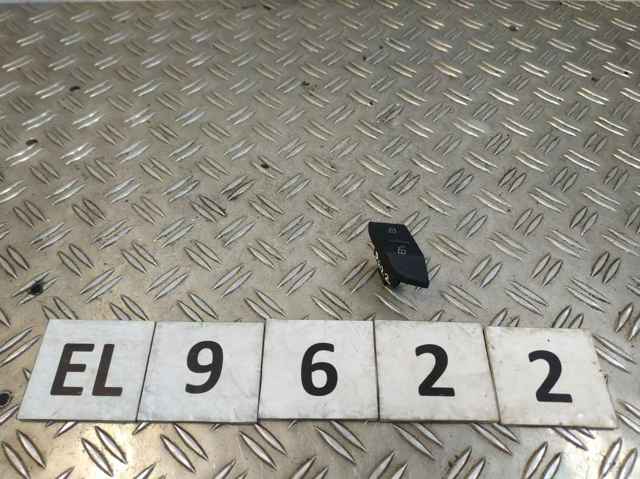 Вимикач центрального замка 4L2962108B VAG