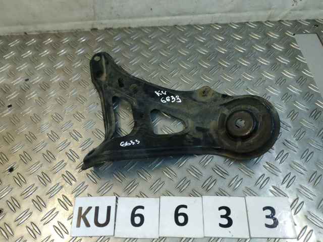 Кронштейн передньої балки 5103648021 TOYOTA