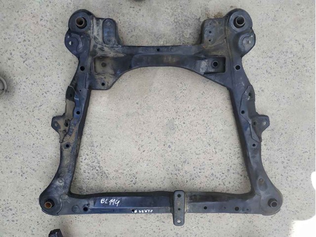 Підрамник передньої підвіски 5110042010 TOYOTA