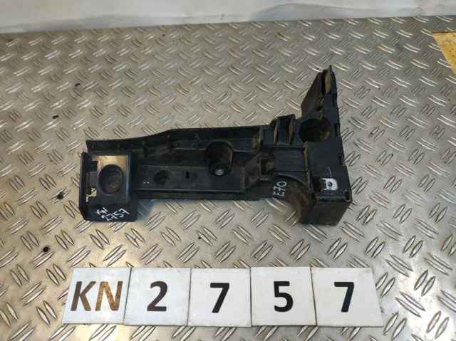 Лівий кронштейн кріплення бампера заднього 51127158441 BMW