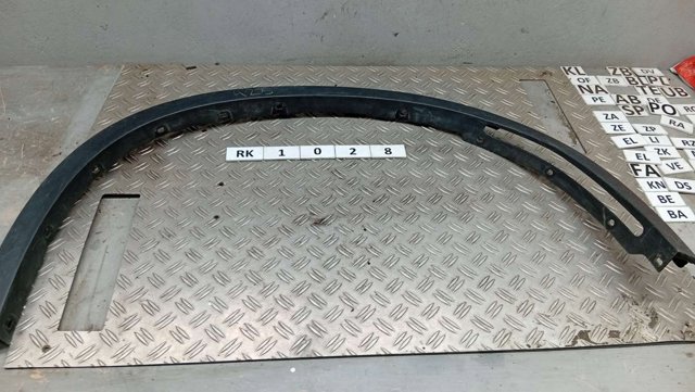 Молдинг передньої арки колеса, правий 51177294374 BMW
