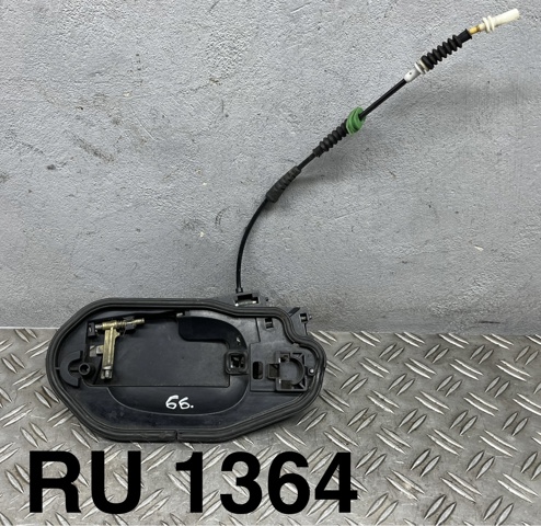Тримач зовнішньої ручки дверей, задніх лівих 51203330983 BMW