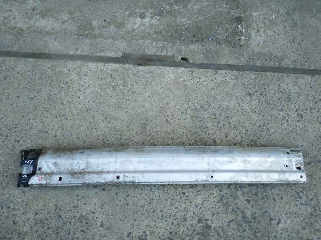 Швелер бампера 5217106050 TOYOTA