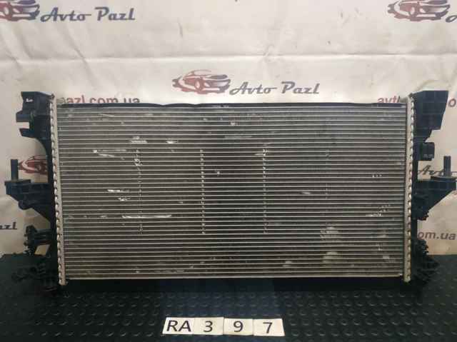 Радіатор охолодження двигуна 52181948 FIAT
