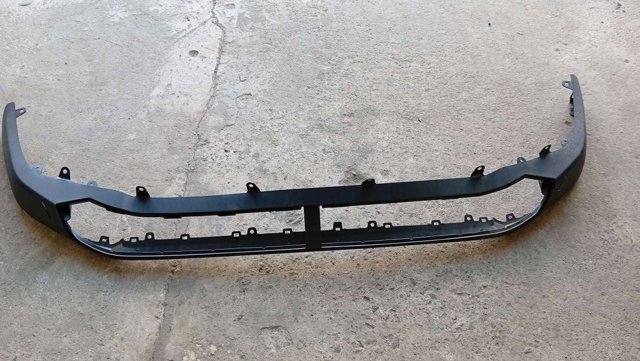 Бампер передній, нижня частина 524110R140 MARKET (OEM)