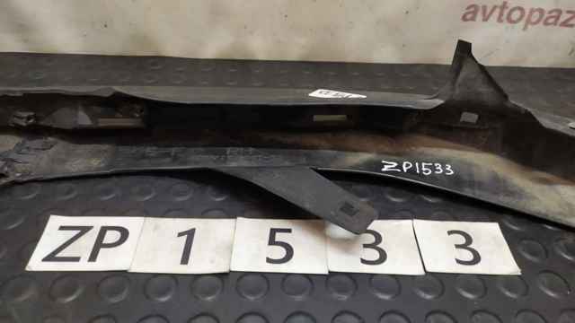 Направляюча переднього бампера 5244778020 TOYOTA
