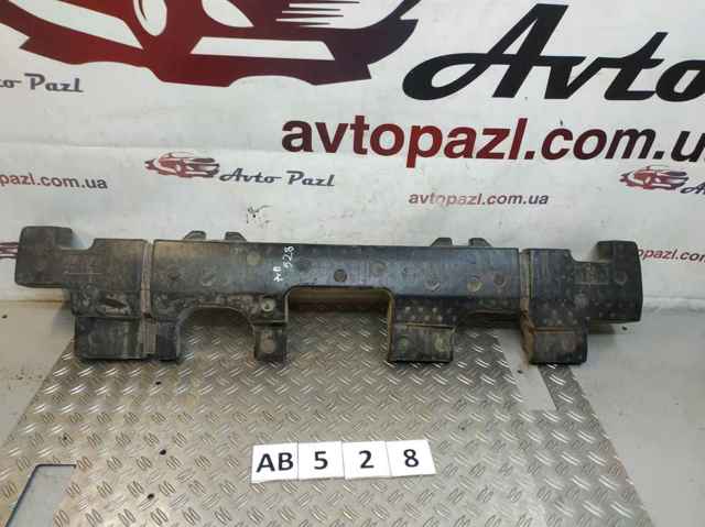Наповнювач бампера заднього 5261548280 TOYOTA