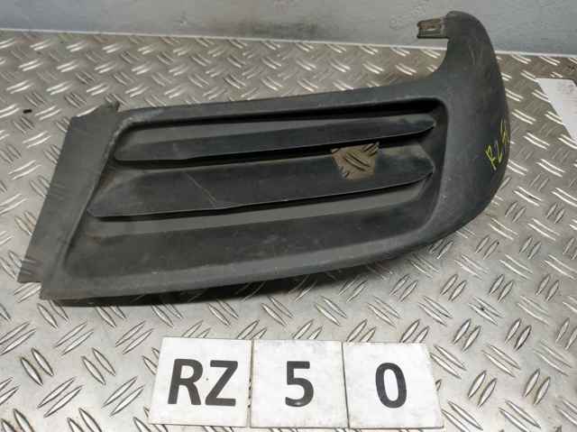 Переднє праве ікло бампера 5271148060 TOYOTA