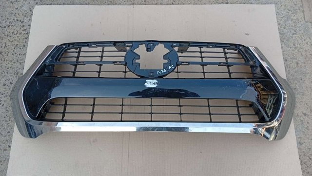 Решітка радіатора 531000KG60 TOYOTA