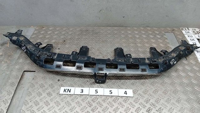 Кронштейн решітки радіатора 5311478011 TOYOTA
