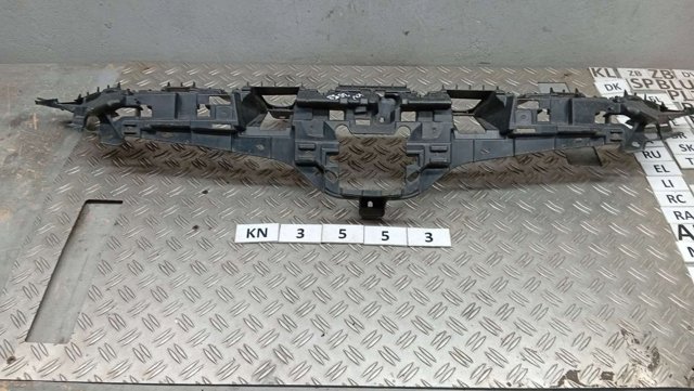 Кронштейн решітки радіатора 531150E010 TOYOTA