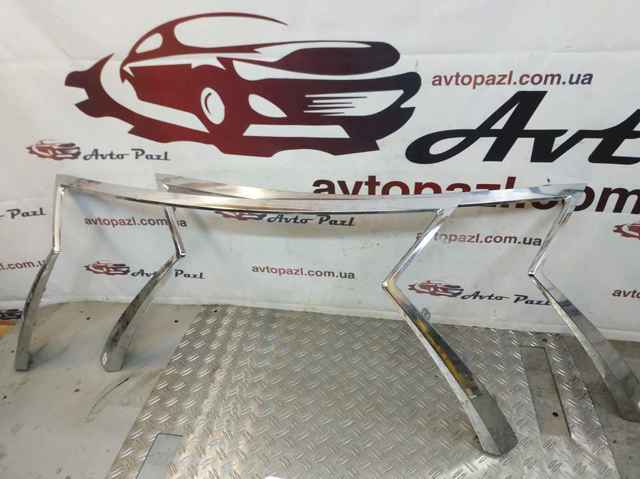 Накладка решітки радіатора 5312148130 TOYOTA