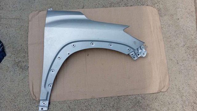 Переднє праве крило 5380116470 TOYOTA