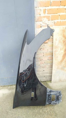 Переднє праве крило 5380150150 TOYOTA