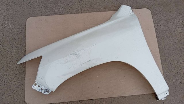 Ліве переднє крило 5380260D60 TOYOTA