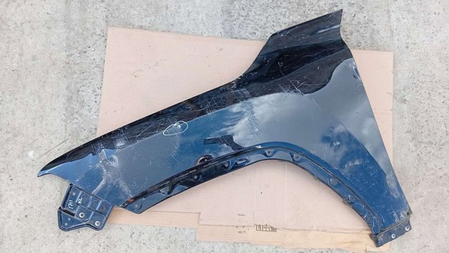 Переднє ліве крило 5380260E40 TOYOTA