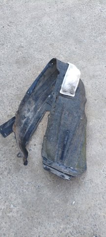 Подкрильнікі переднього крила, правий 5387578020 TOYOTA