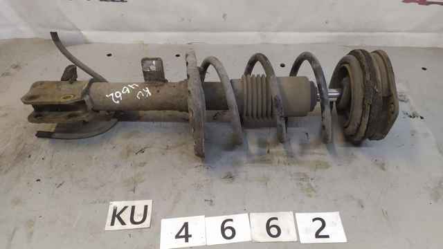 Стійка передня права 543029U025 NISSAN