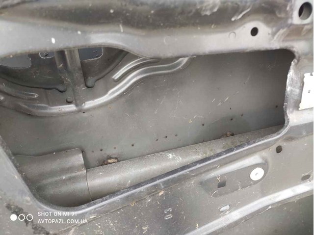 Водійські двері 5700A167 MITSUBISHI
