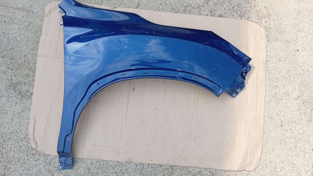 Переднє праве крило 57120SJ0009P SUBARU