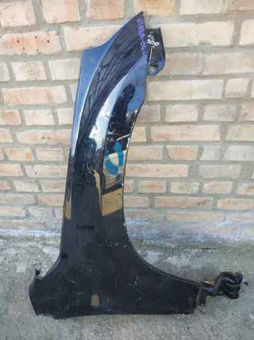 Переднє праве крило 5761065J10 SUZUKI