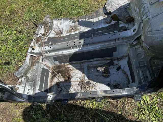 Задня панель багажника 5830742010 TOYOTA