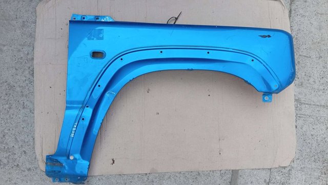 Переднє праве крило 5861178R00000 SUZUKI