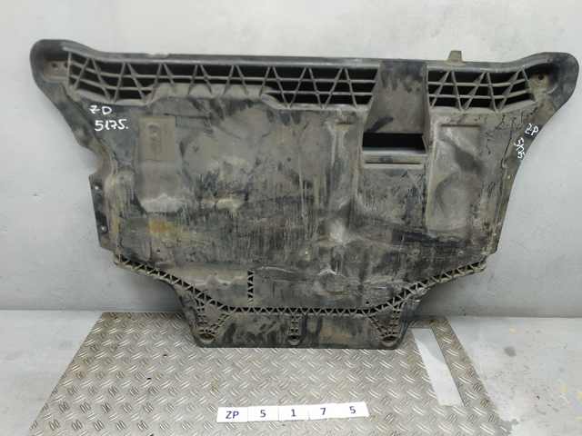 Захист піддона картера двигуна 5Q0825901A VAG