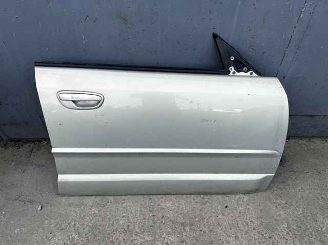 Дверка передня права 60009AG0609P SUBARU