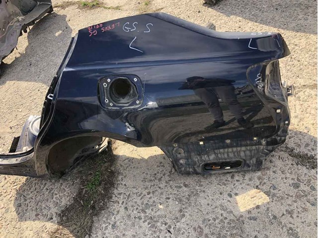 Крило заднє 6161230A20 TOYOTA