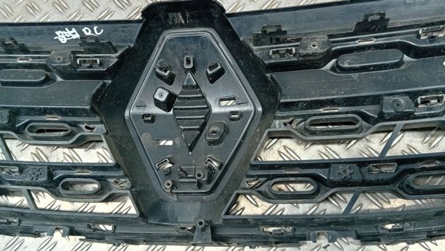 Решітка 623101459R RENAULT