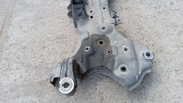 Балка передньої підвіски, підрамник 62405K4000 HYUNDAI