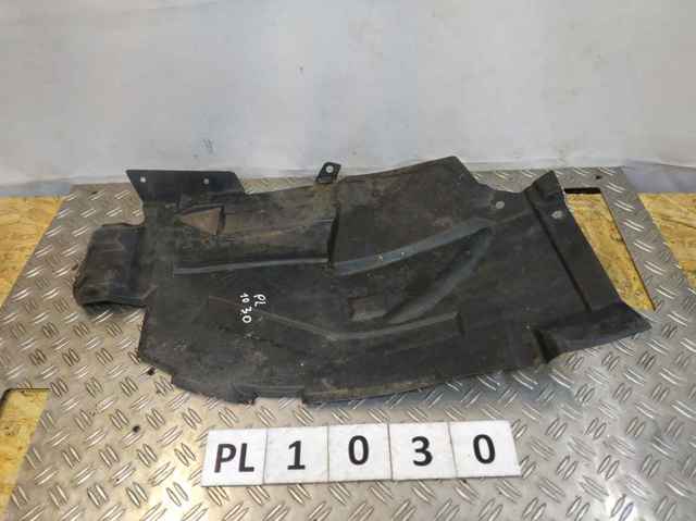 Підкрилок переднього крила, правий передній 63844CA000 NISSAN