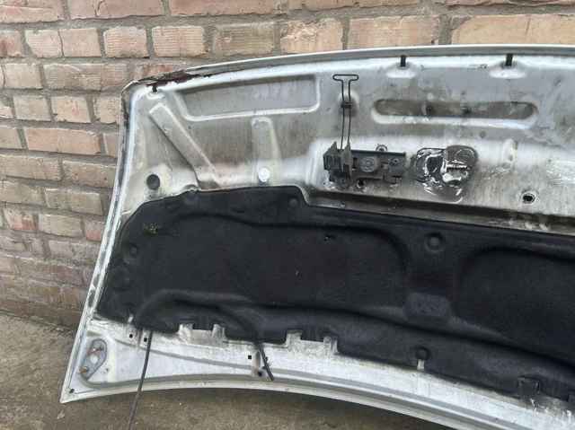 Капот 651001399R RENAULT