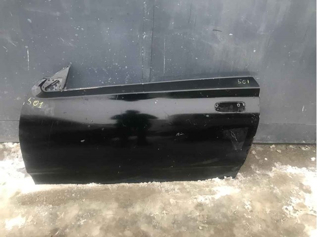 Дверь передня ліва 670022B150 TOYOTA