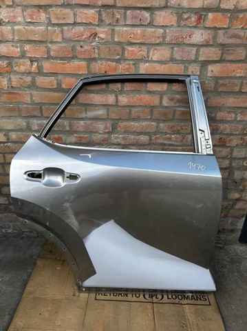 Двері задні в зборі 6700348290 TOYOTA