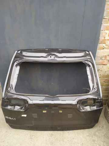 Задні двері багажника 670050R370 TOYOTA