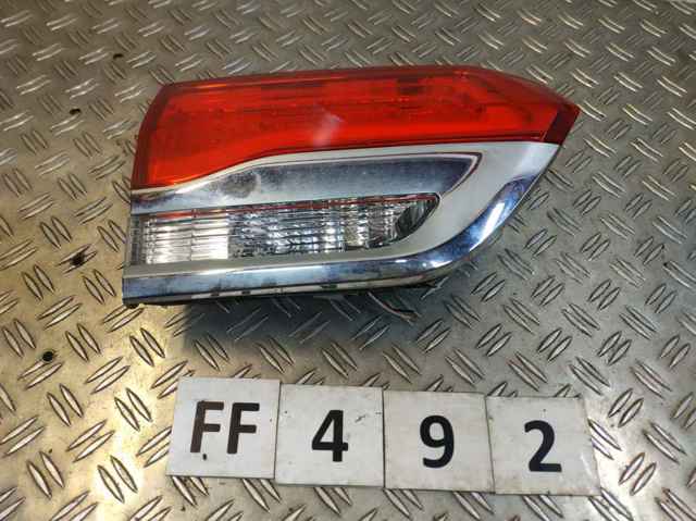 Задня ліва внутрішня фара 68110047AF CHRYSLER
