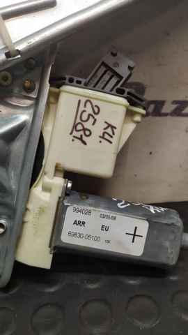 Склопідйомник задніх правих дверей 6983005100 TOYOTA