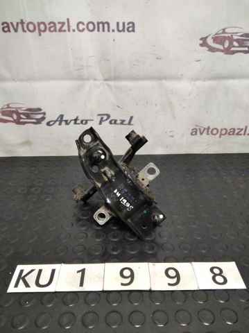 Подушка (опора) двигуна, ліва задня 6RF199555H VAG